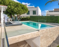 Wiederverkauf - Villa - Marbella - Las Chapas