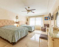 Wiederverkauf - Villa - Marbella - Los Monteros
