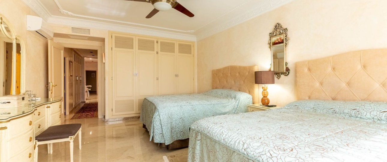 Wiederverkauf - Villa - Marbella - Los Monteros