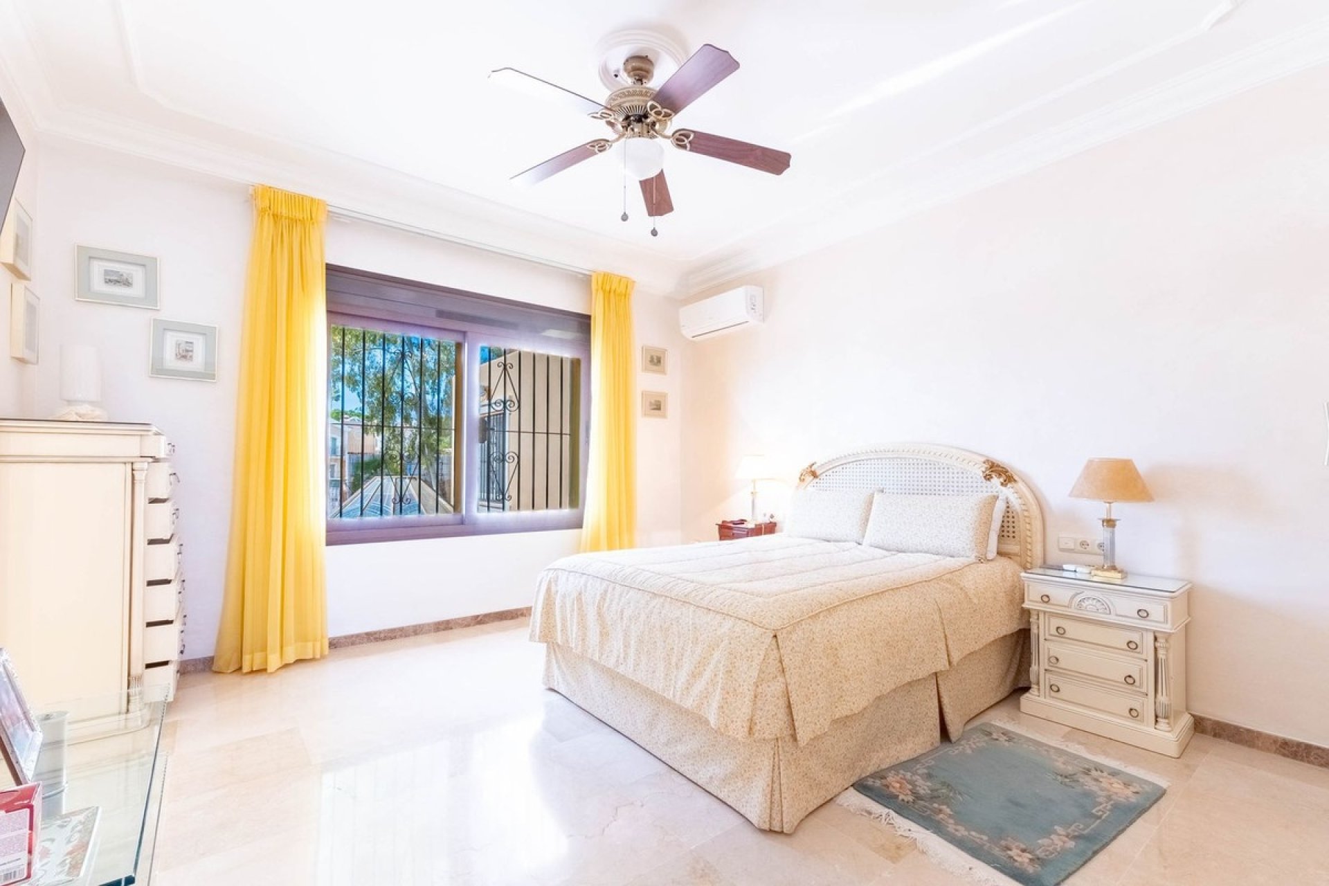 Wiederverkauf - Villa - Marbella - Los Monteros