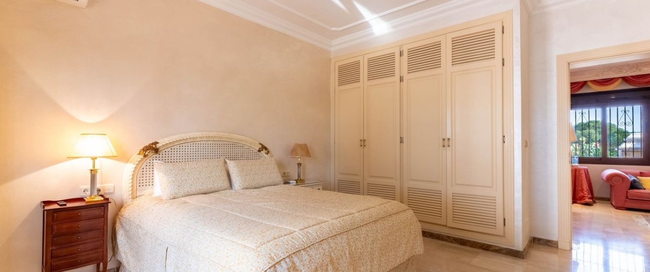 Wiederverkauf - Villa - Marbella - Los Monteros
