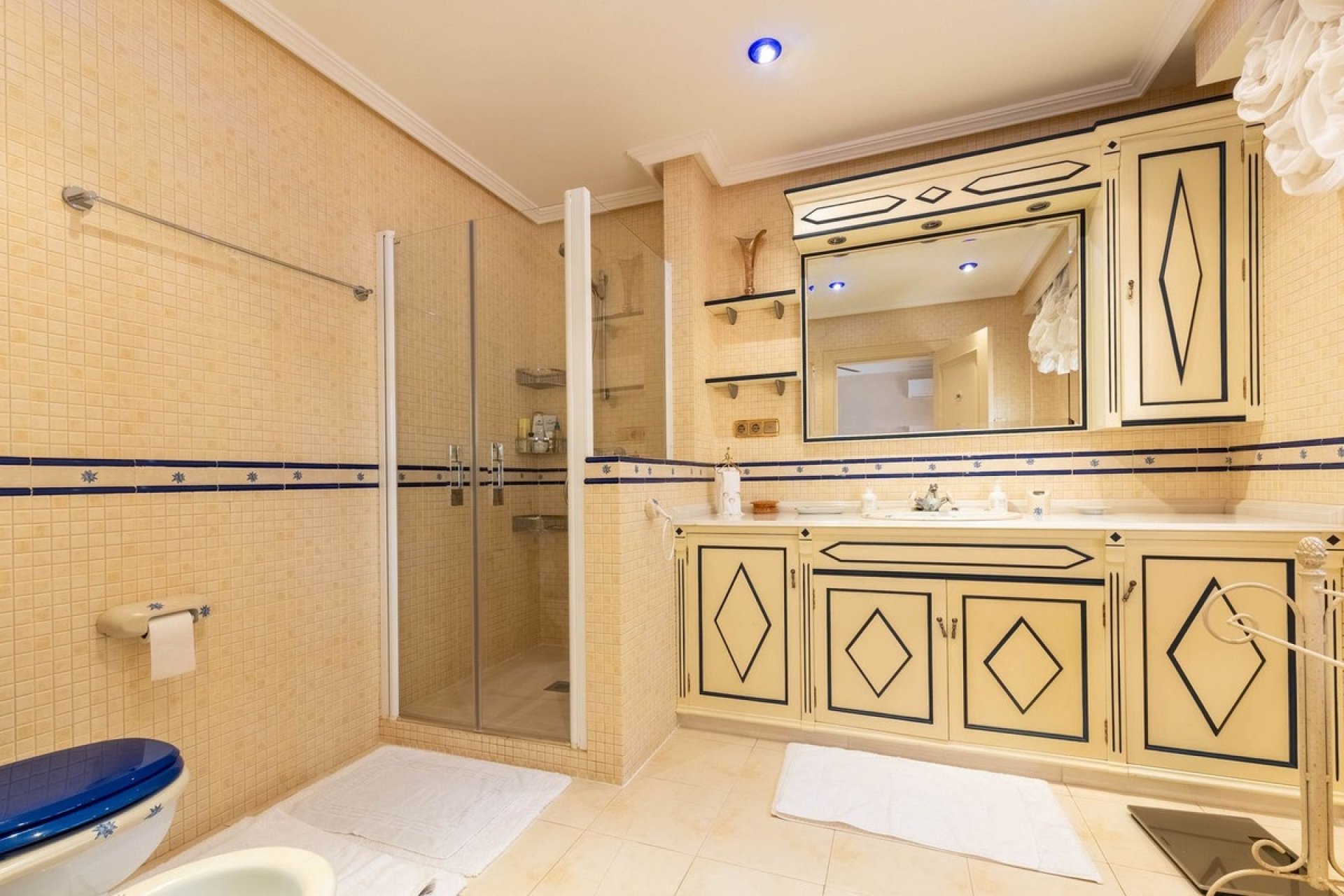 Wiederverkauf - Villa - Marbella - Los Monteros