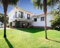 Wiederverkauf - Villa - Marbella - Los Monteros