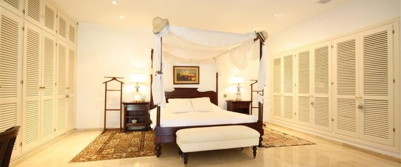 Wiederverkauf - Villa - Marbella - Los Monteros