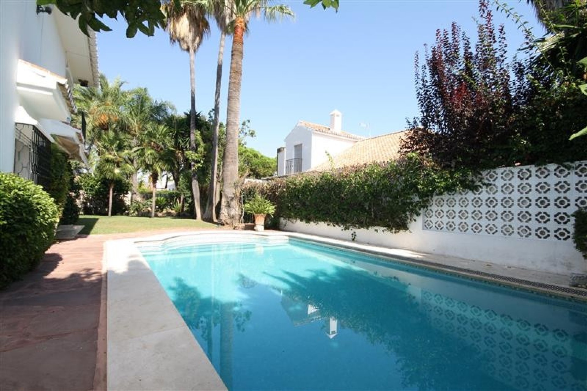 Wiederverkauf - Villa - Marbella - Los Monteros