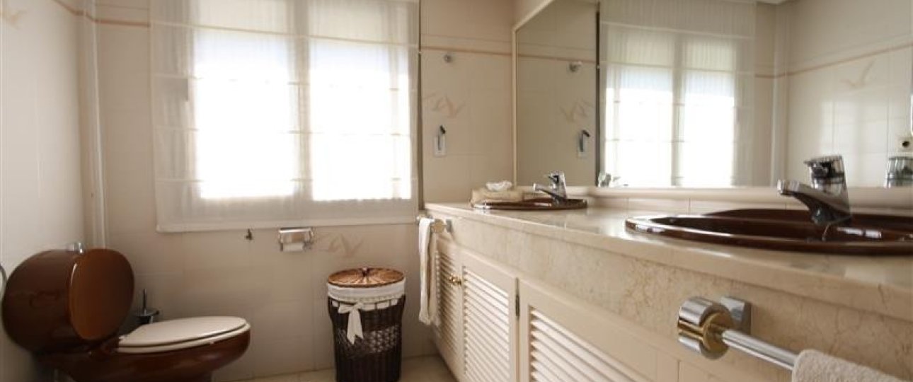Wiederverkauf - Villa - Marbella - Los Monteros