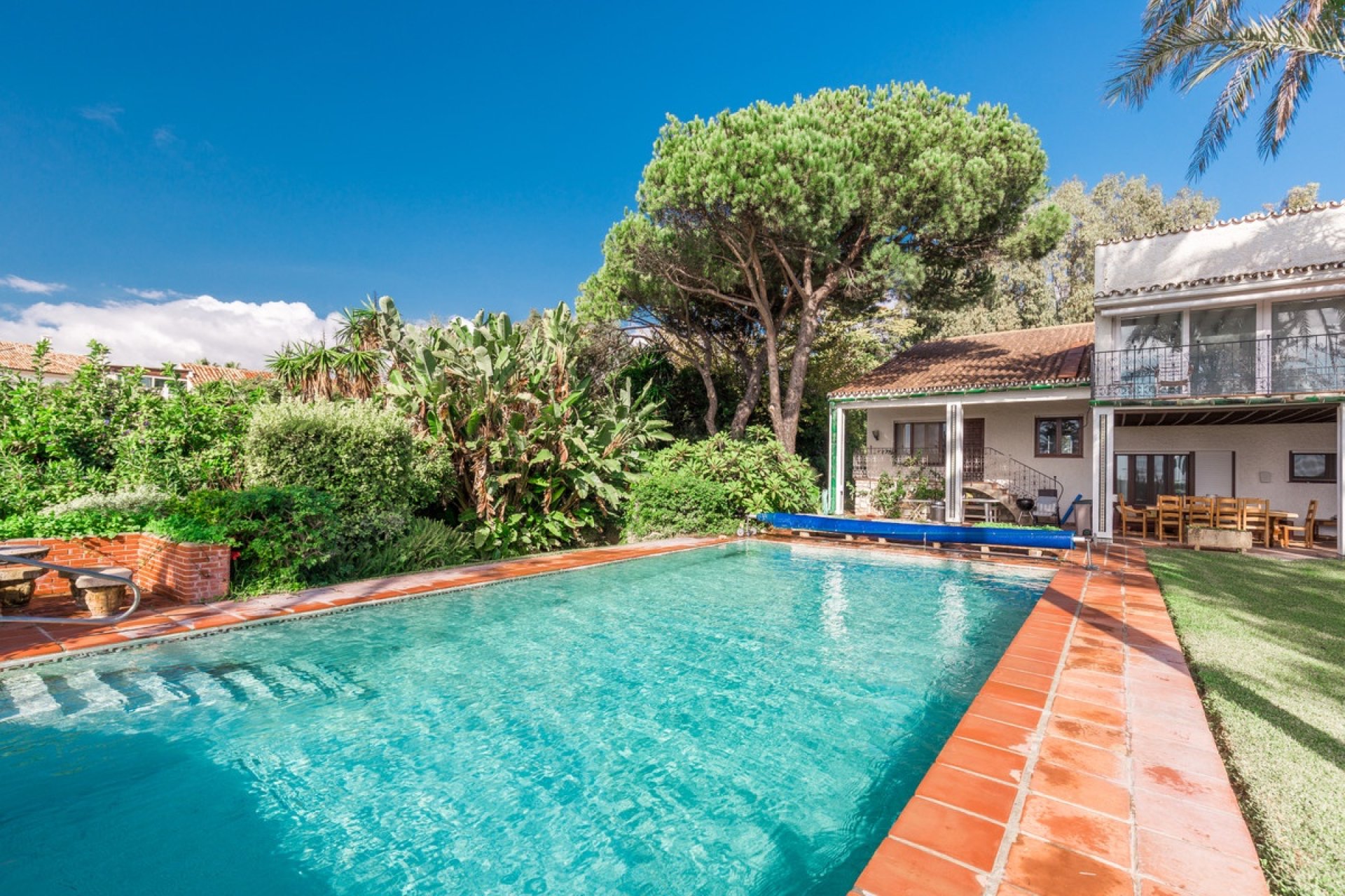 Wiederverkauf - Villa - Marbella - Los Monteros