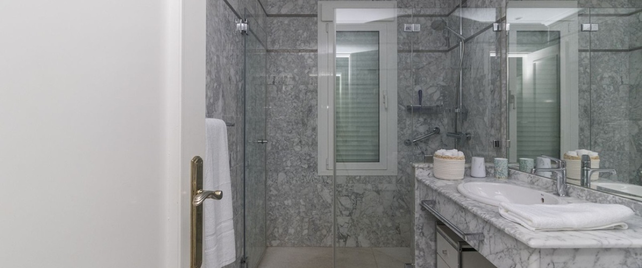 Wiederverkauf - Villa - Marbella - Los Monteros
