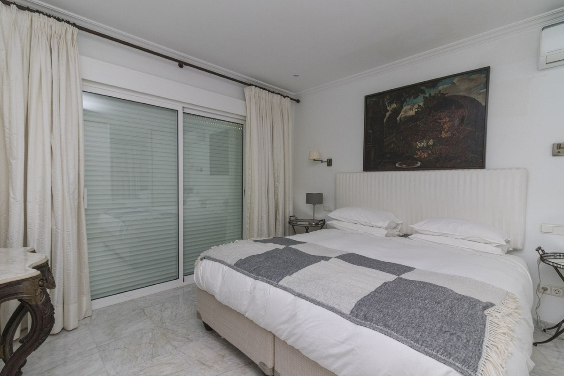 Wiederverkauf - Villa - Marbella - Los Monteros