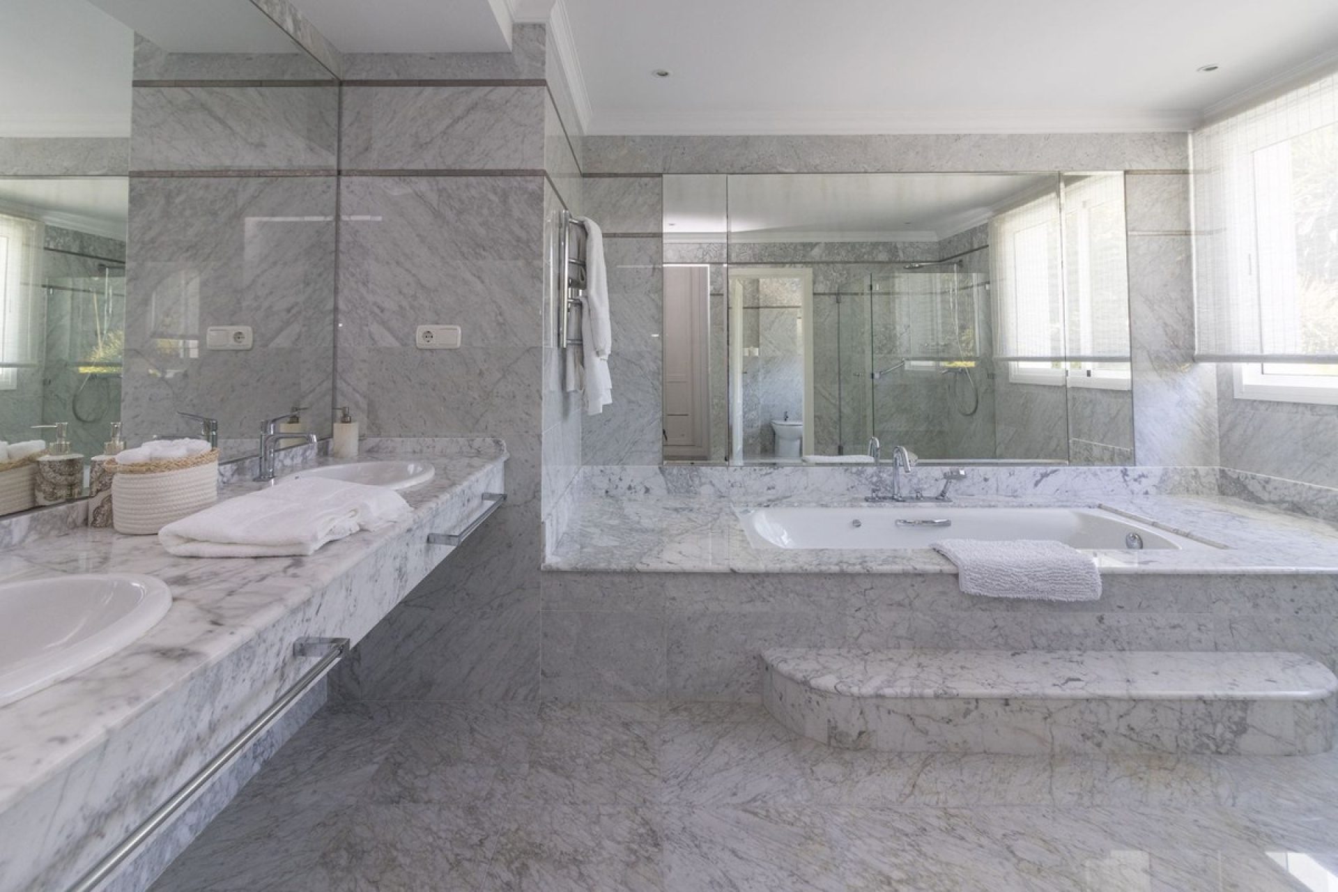 Wiederverkauf - Villa - Marbella - Los Monteros