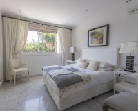 Wiederverkauf - Villa - Marbella - Los Monteros
