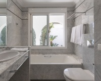 Wiederverkauf - Villa - Marbella - Los Monteros