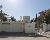 Wiederverkauf - Villa - Marbella - Los Monteros