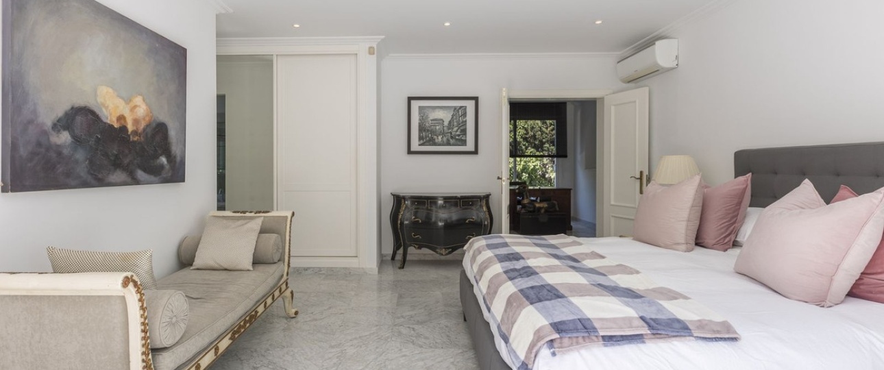 Wiederverkauf - Villa - Marbella - Los Monteros