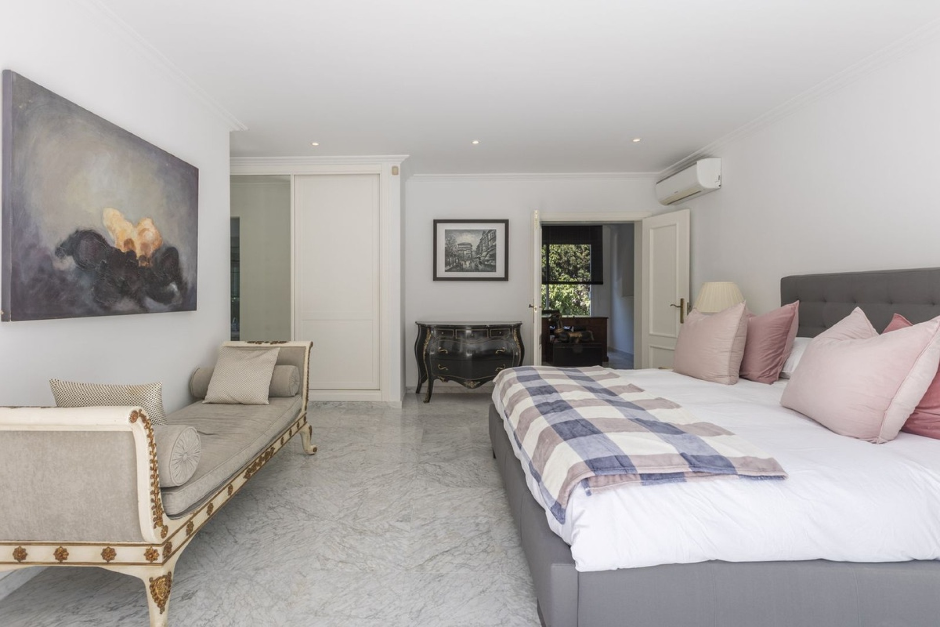 Wiederverkauf - Villa - Marbella - Los Monteros