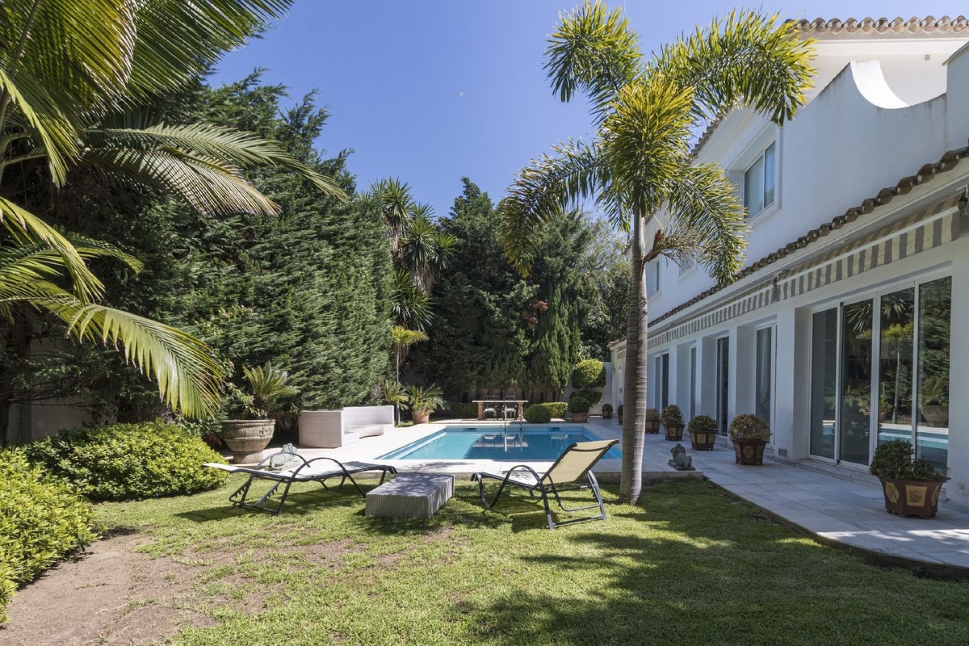 Wiederverkauf - Villa - Marbella - Los Monteros