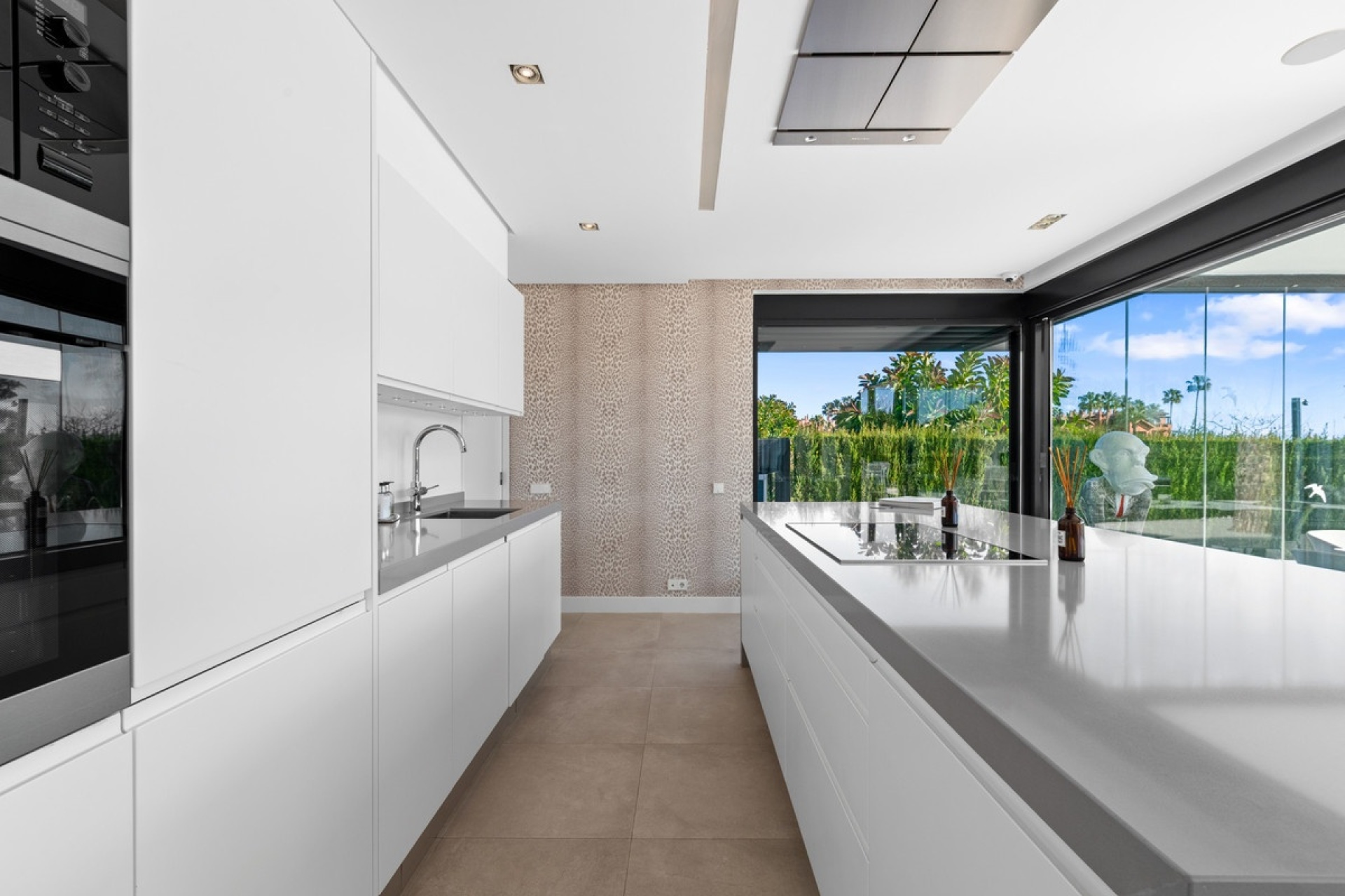 Wiederverkauf - Villa - Marbella - Los Monteros