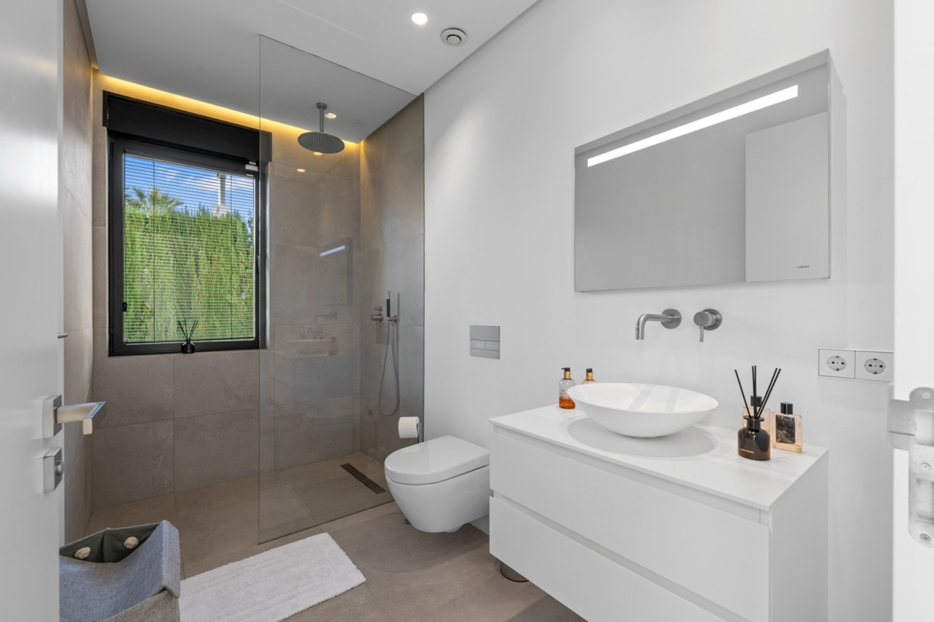 Wiederverkauf - Villa - Marbella - Los Monteros