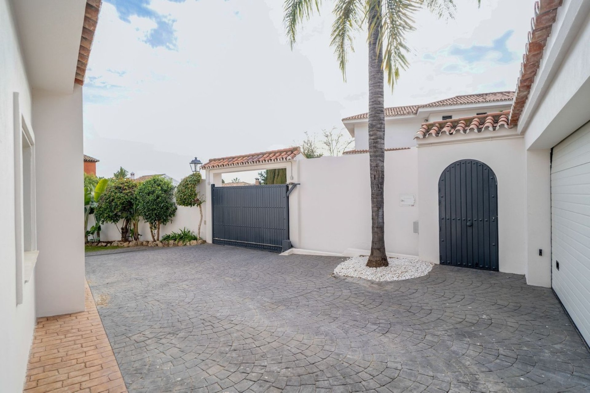 Wiederverkauf - Villa - Marbella - Marbella Centro