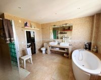 Wiederverkauf - Villa - Marbella - Marbella Centro