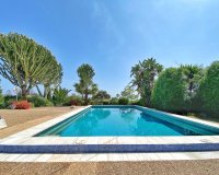 Wiederverkauf - Villa - Marbella - Marbella Centro