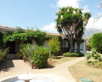 Wiederverkauf - Villa - Marbella - Marbella Centro