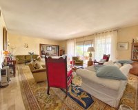 Wiederverkauf - Villa - Marbella - Marbella Centro