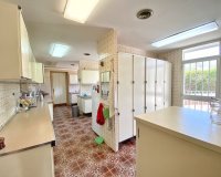 Wiederverkauf - Villa - Marbella - Marbella Centro