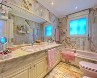 Wiederverkauf - Villa - Marbella - Marbella Centro