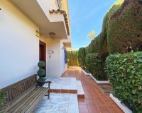 Wiederverkauf - Villa - Marbella - Marbella Centro