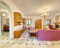 Wiederverkauf - Villa - Marbella - Marbella Centro