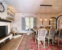 Wiederverkauf - Villa - Marbella - Marbella Centro