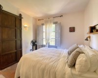 Wiederverkauf - Villa - Marbella - Marbella Centro