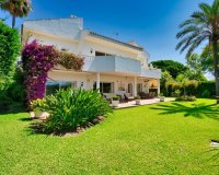 Wiederverkauf - Villa - Marbella - Marbella Centro
