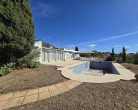 Wiederverkauf - Villa - Marbella - Marbella Centro