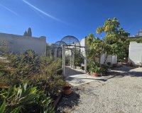 Wiederverkauf - Villa - Marbella - Marbella Centro