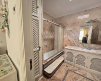 Wiederverkauf - Villa - Marbella - Marbella Centro