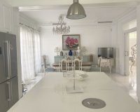 Wiederverkauf - Villa - Marbella - Marbella Centro