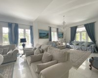 Wiederverkauf - Villa - Marbella - Marbella Centro