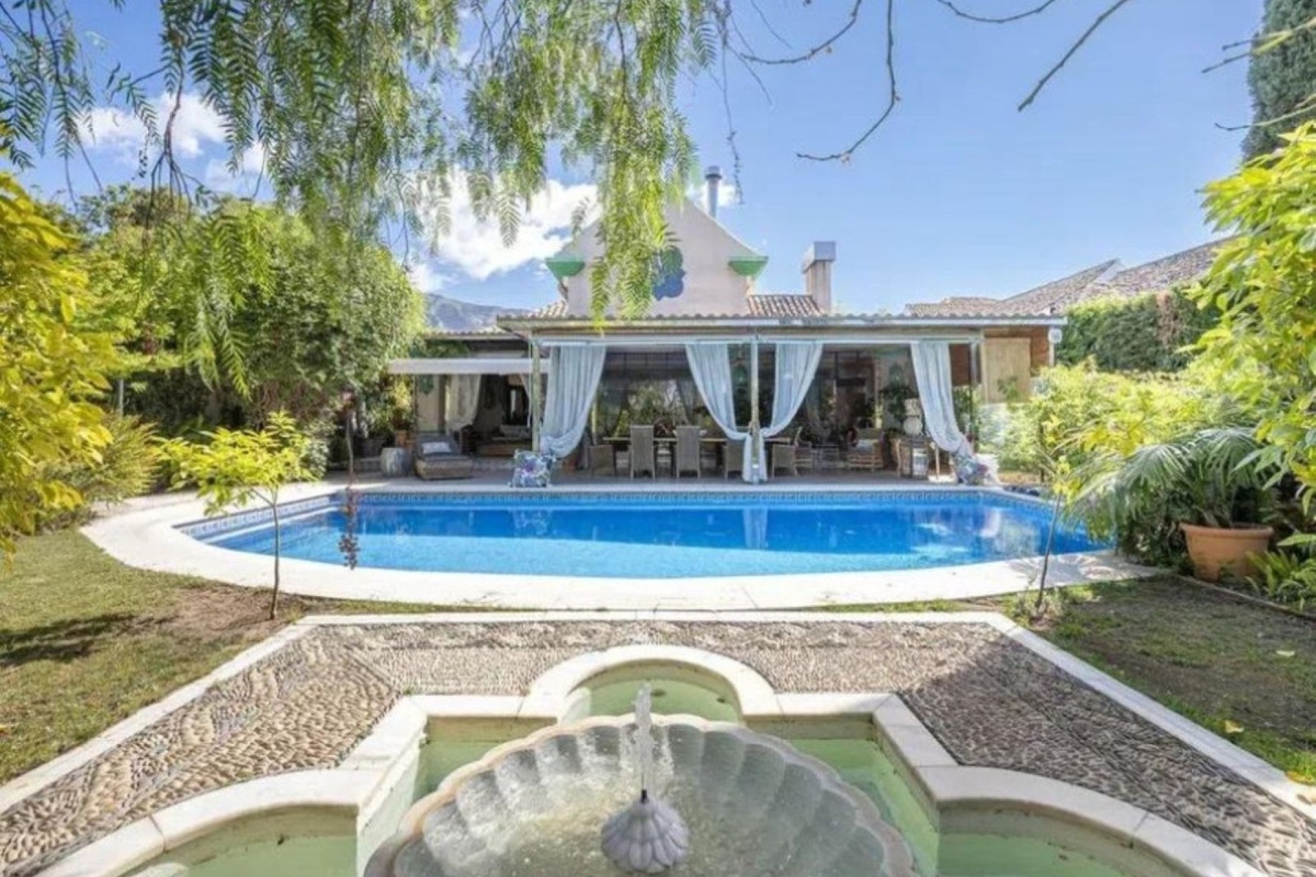 Wiederverkauf - Villa - Marbella - Marbella Centro