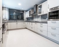 Wiederverkauf - Villa - Marbella - Marbella Centro