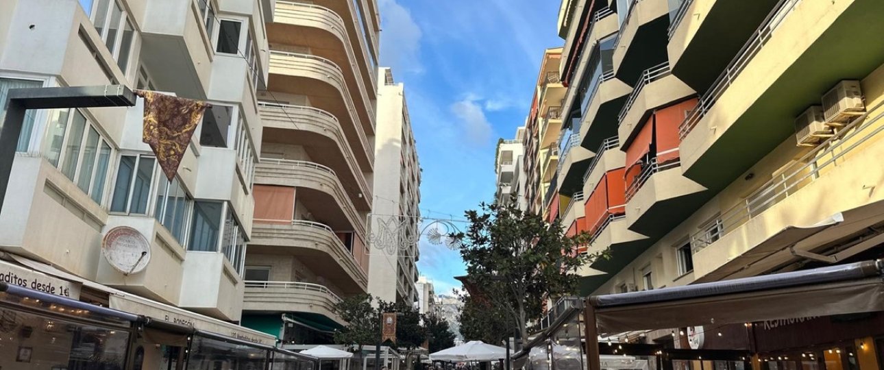 Wiederverkauf - Villa - Marbella - Marbella Centro