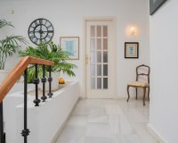 Wiederverkauf - Villa - Marbella - Marbella Centro