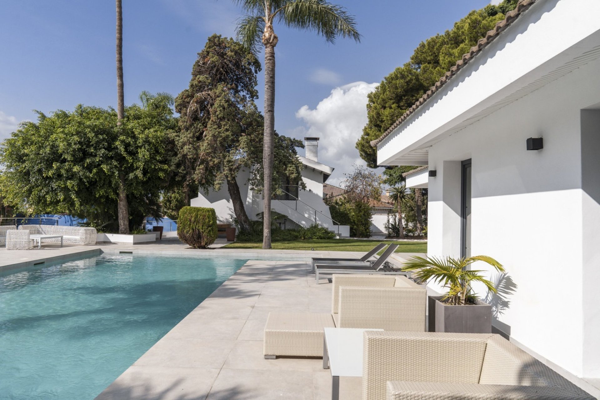 Wiederverkauf - Villa - Marbella - Marbella Centro