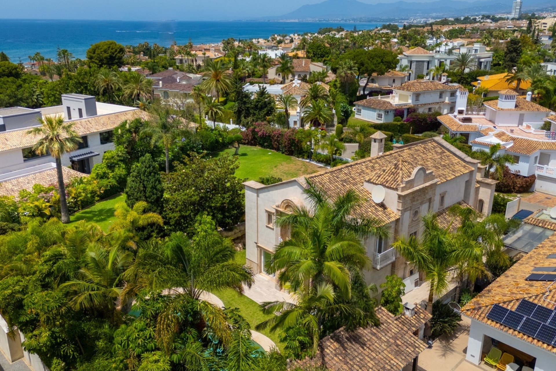 Wiederverkauf - Villa - Marbella - Marbella Centro