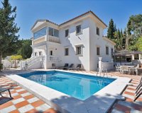 Wiederverkauf - Villa - Marbella - Marbella Centro