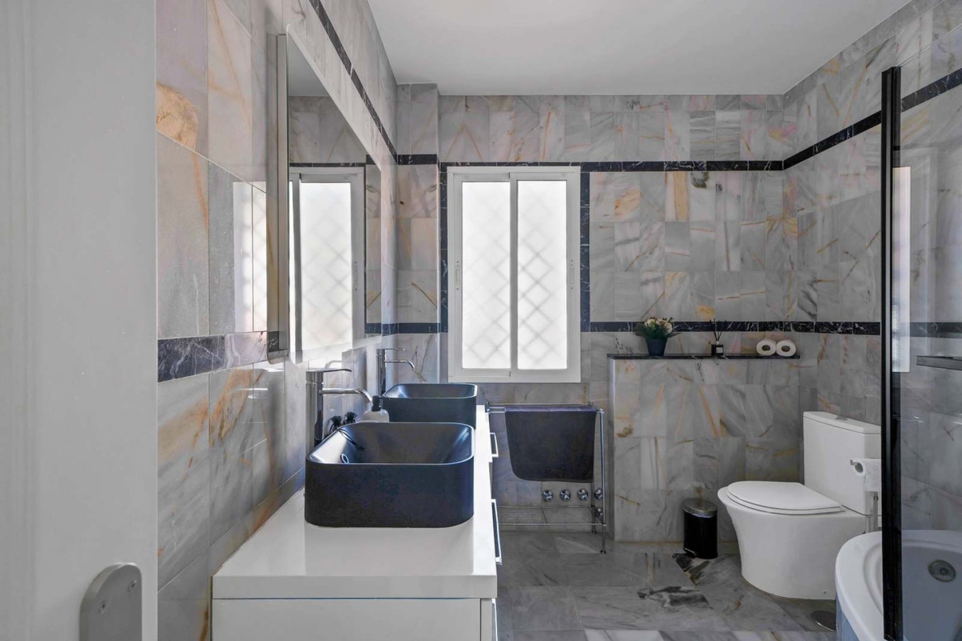 Wiederverkauf - Villa - Marbella - Marbella Centro