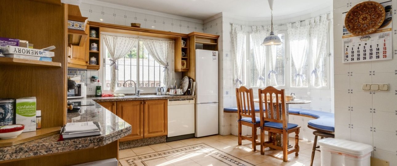 Wiederverkauf - Villa - Marbella - Marbella Centro