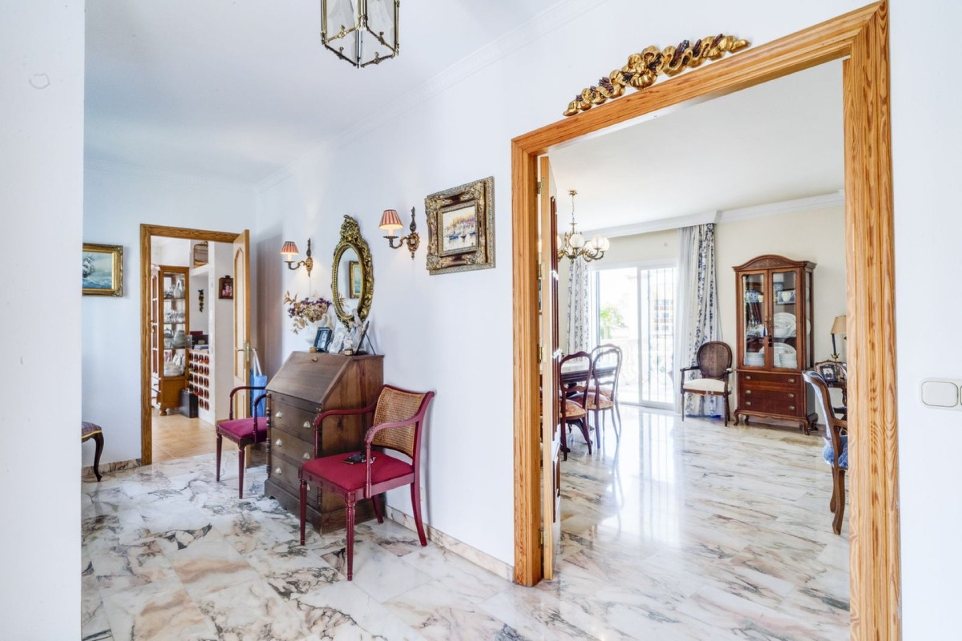 Wiederverkauf - Villa - Marbella - Marbella Centro
