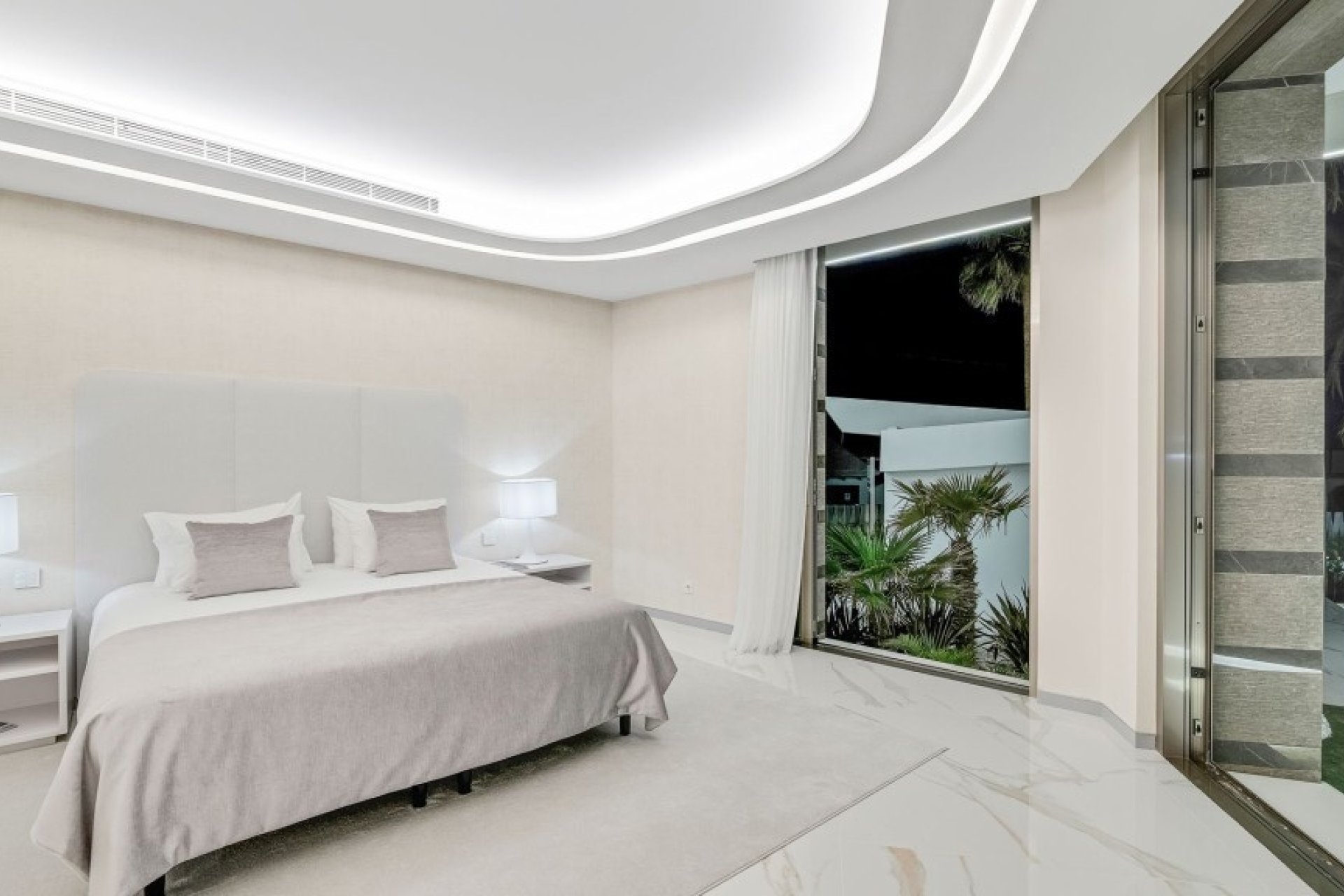 Wiederverkauf - Villa - Marbella - Marbella Centro